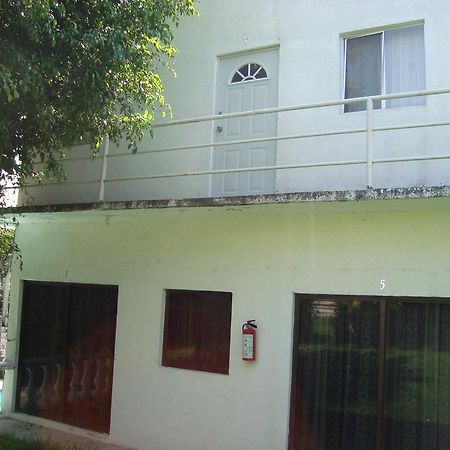 Hotel Teques Inn Tequesquitengo Bagian luar foto